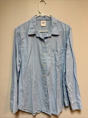 GAP Light Blue Casual Button-Down Shirt